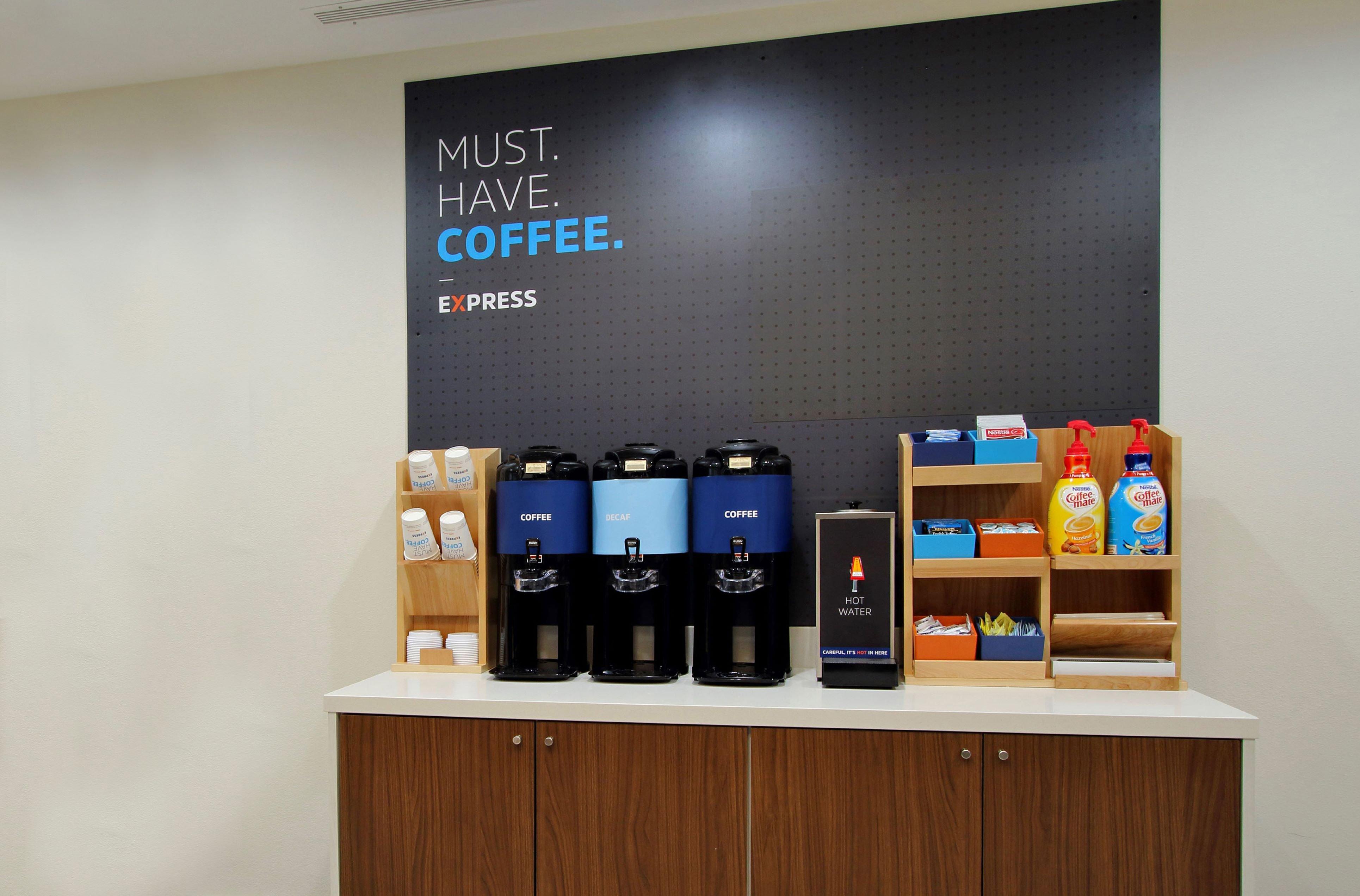 Holiday Inn Express & Suites - Fayetteville South By Ihg Εξωτερικό φωτογραφία